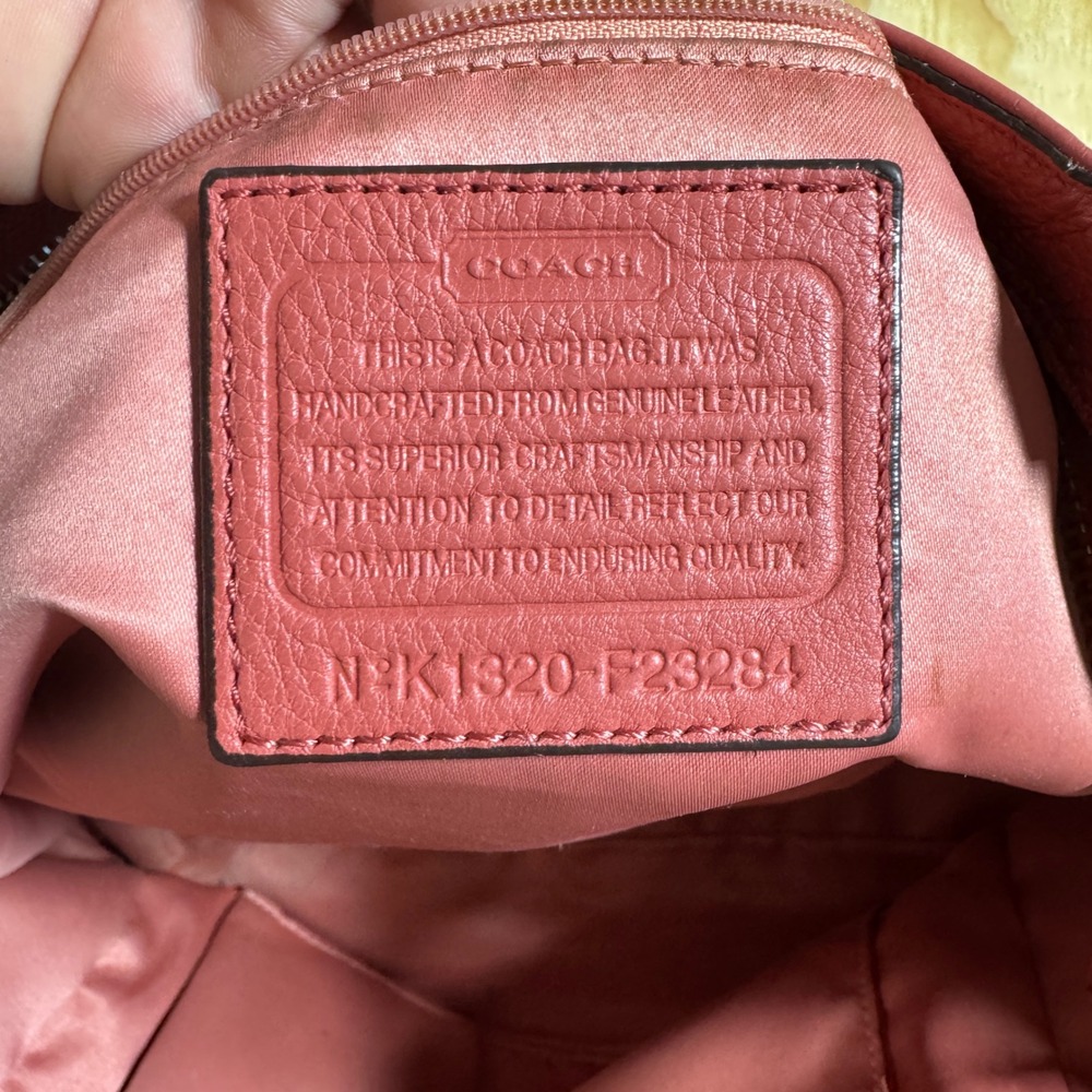 Coach Park Leather Carrie Tote Pink Pebbled Leather Shoulder Bag F23284 - Picture 11 of 11